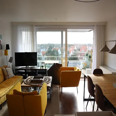 In With Garden, Cleaning Included Apartment